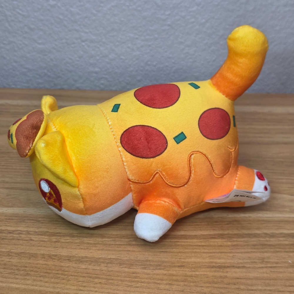 Aphmau MeeMeows Pizza Noi Cat 6" Mystery Plush Stuffed Animal Bonkers Toys